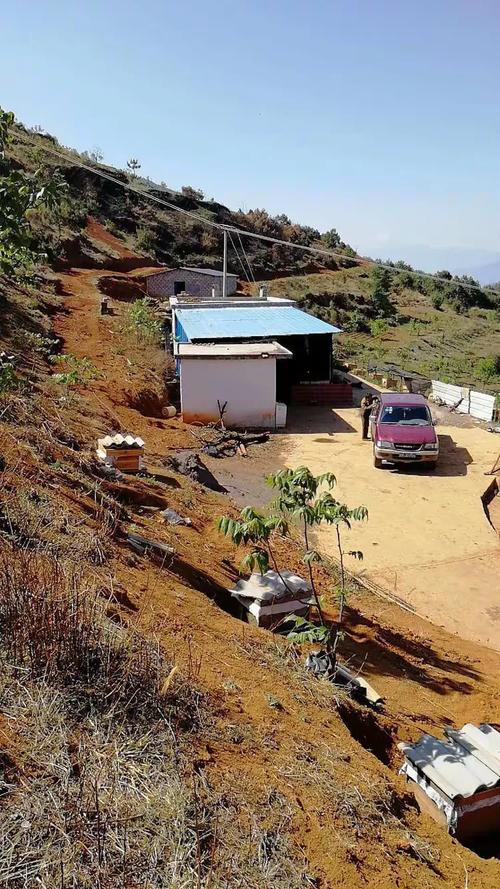 普格县华园生态畜禽养殖专业合作社 高山种养示范基地与畜禽养殖咨询服务